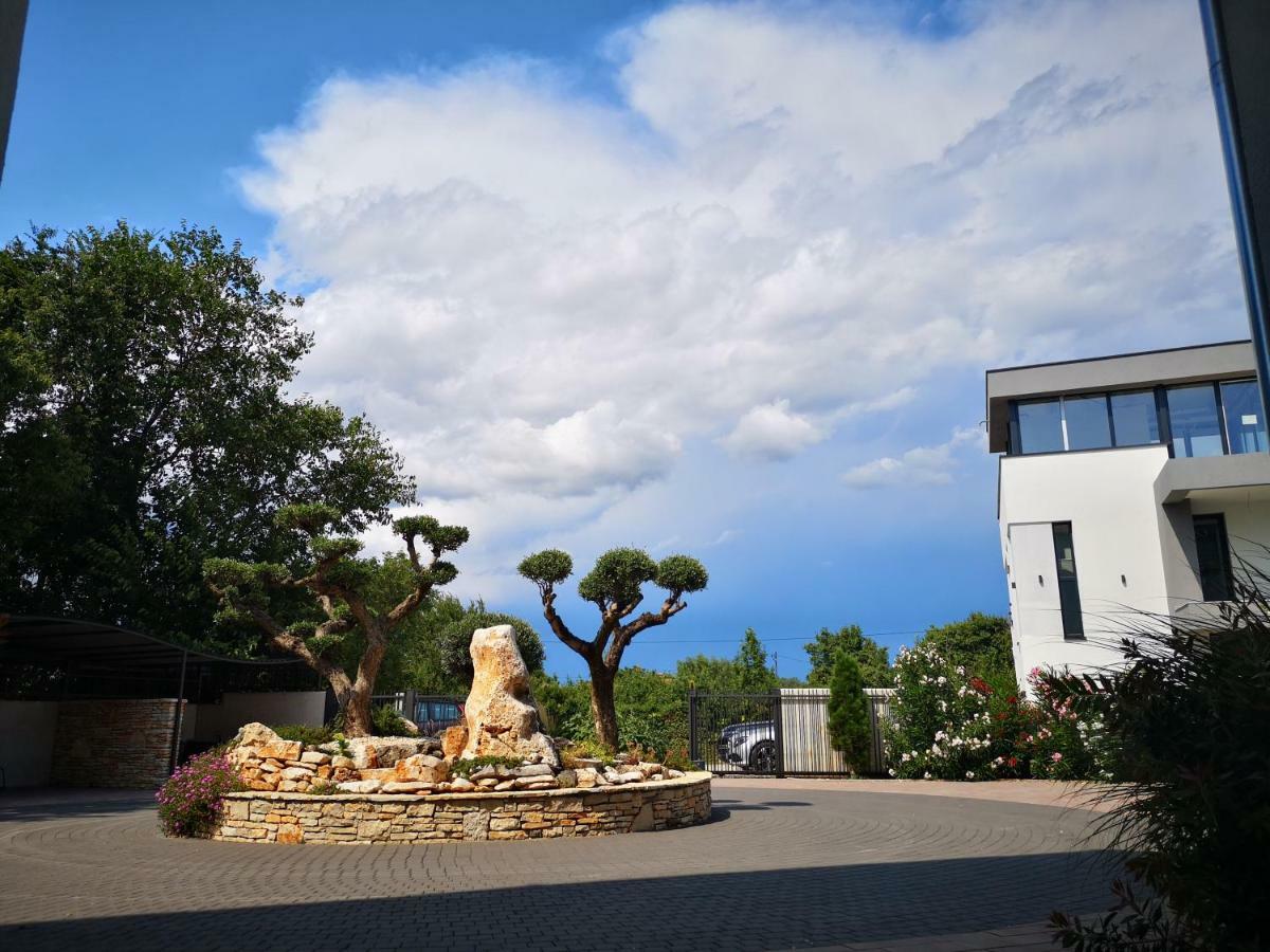 Villa Anja 1St Floor เปโรย ภายนอก รูปภาพ