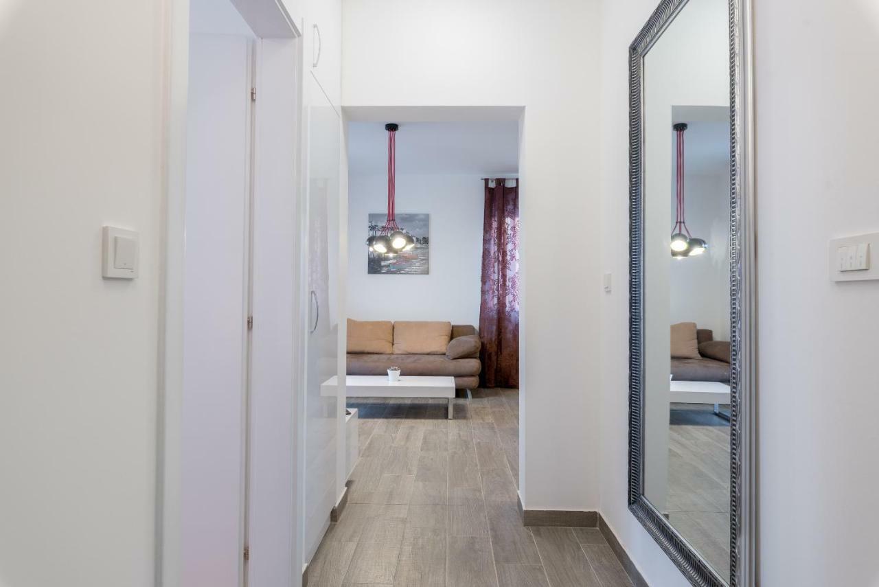 Villa Anja 1St Floor เปโรย ภายนอก รูปภาพ